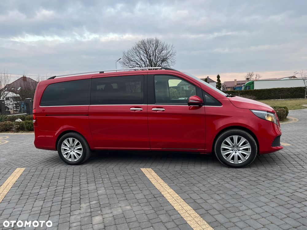 Mercedes-Benz Klasa V - 2