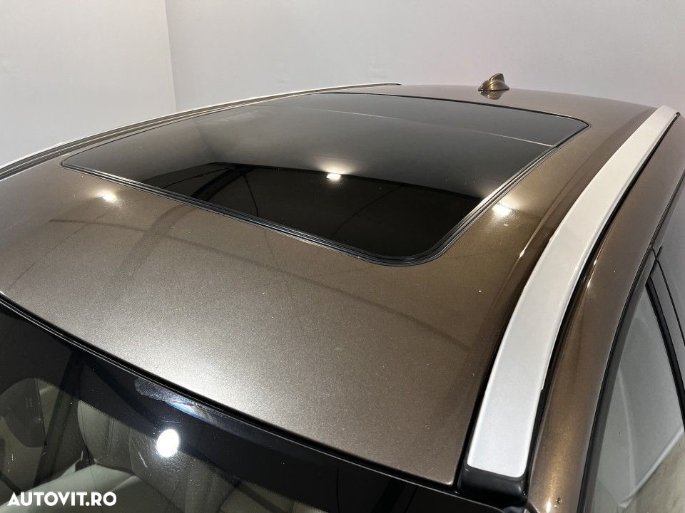 Volvo XC 60 - 22
