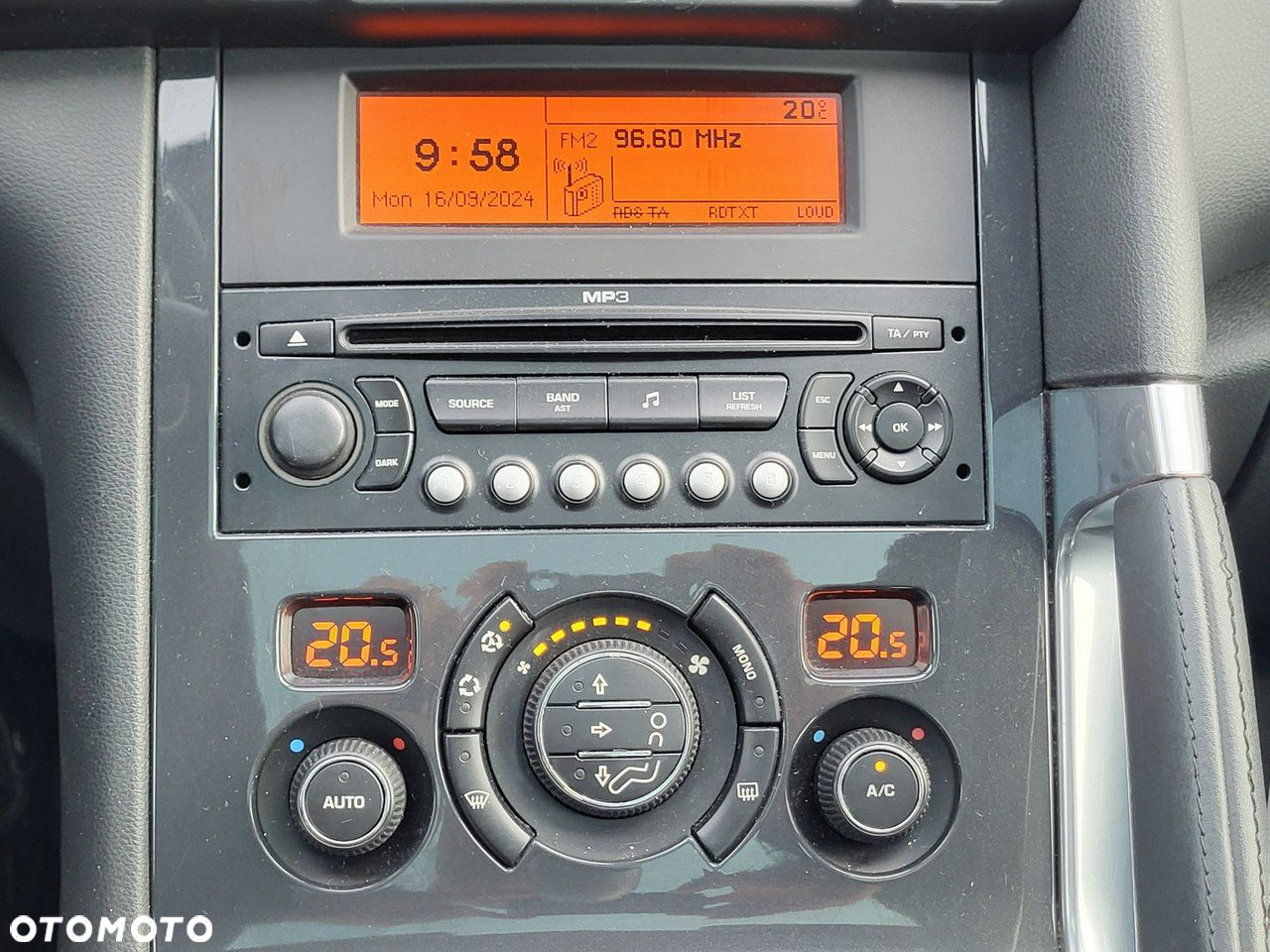 Peugeot 3008 - 28