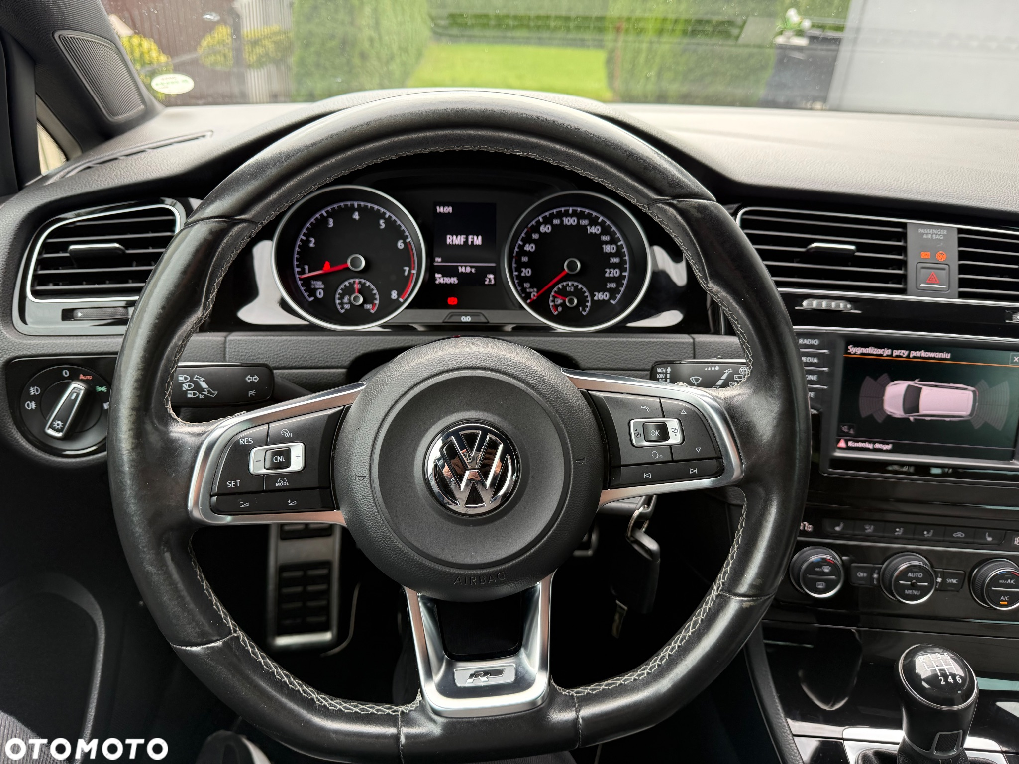 Volkswagen Golf - 19