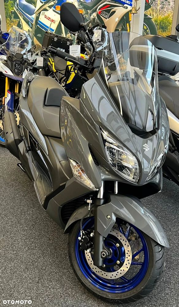 Suzuki Burgman - 6