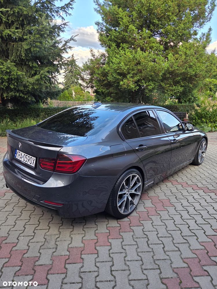 BMW Seria 3 320d DPF Efficient Dynamics Edition - 3