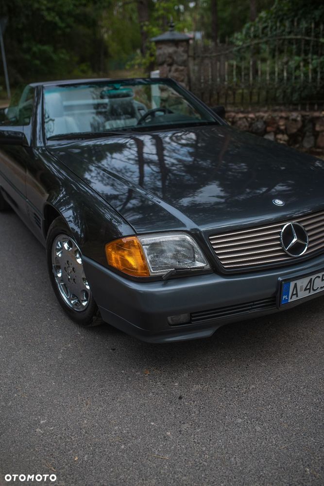 Mercedes-Benz SL - 1