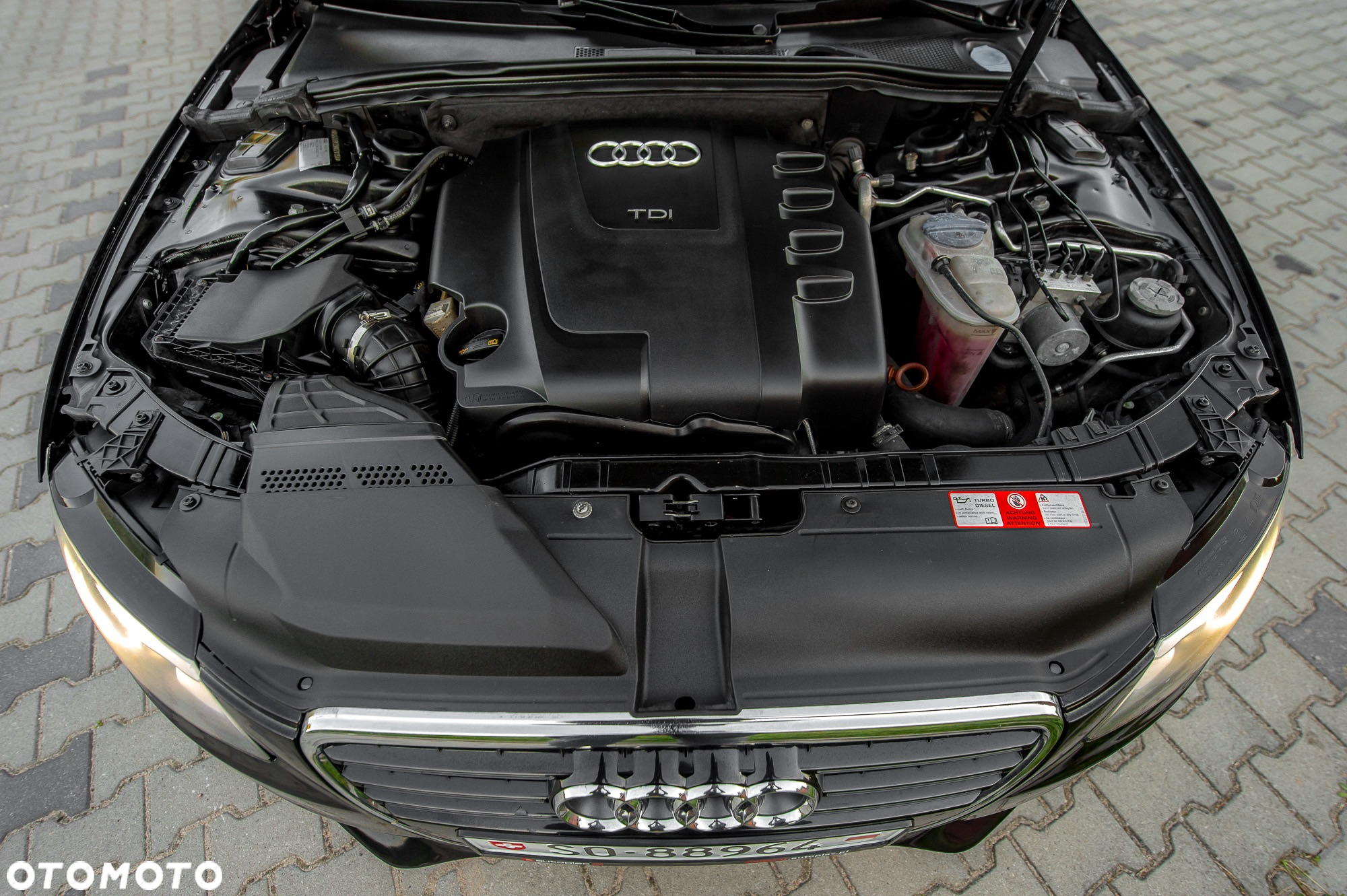 Audi A4 Avant 2.0 TDI DPF quattro S line Sportpaket - 32