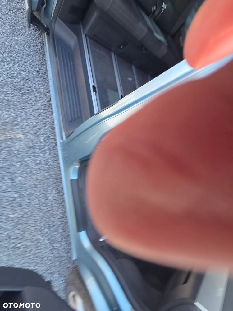 Volkswagen Multivan - 12