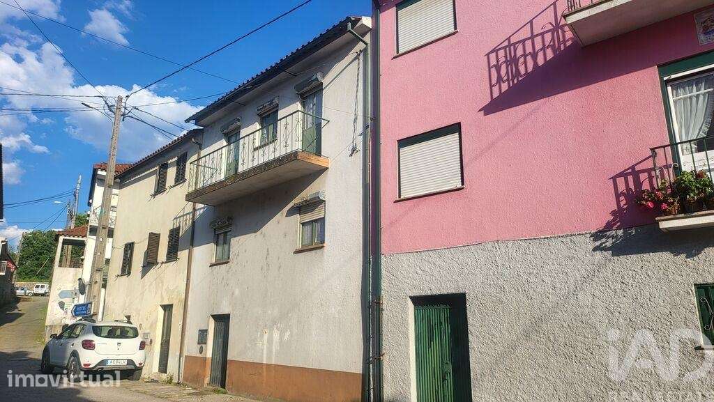 Moradia em banda T1 em Santa Ovaia e Vila Pouca da Beira de 90 m2 - Grande imagem: 2/7