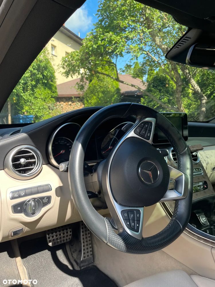 Mercedes-Benz Klasa C 200 4-Matic 9G-Tronic - 15