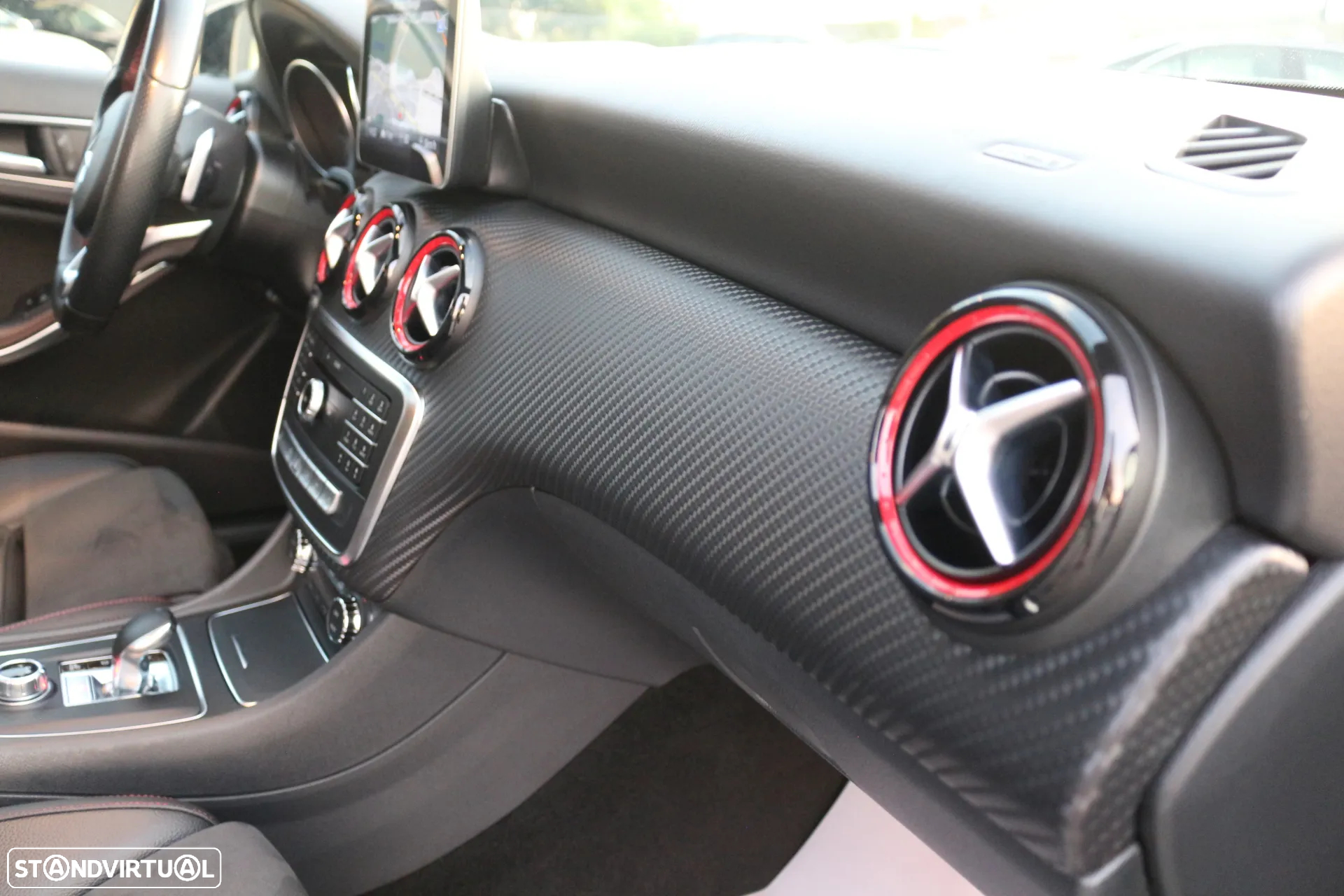 Mercedes-Benz A 45 AMG 4-Matic - 32
