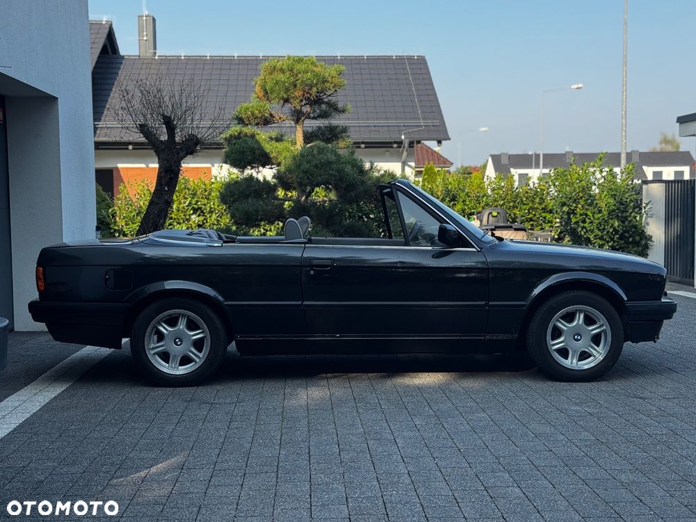 BMW Seria 3 318i - 11