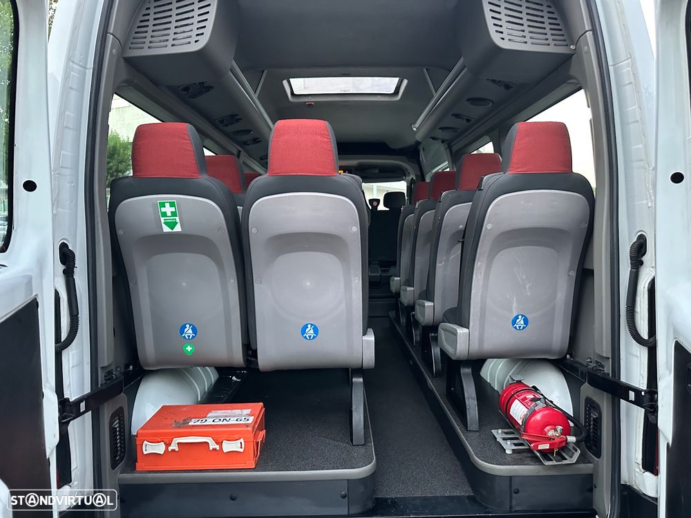 Renault Master 17 Lugares - 43