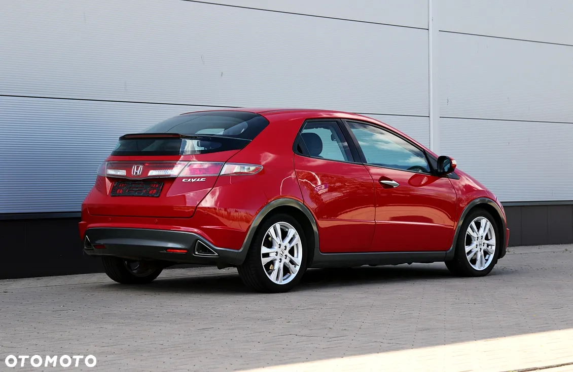 Honda Civic 1.8 Sport - 12