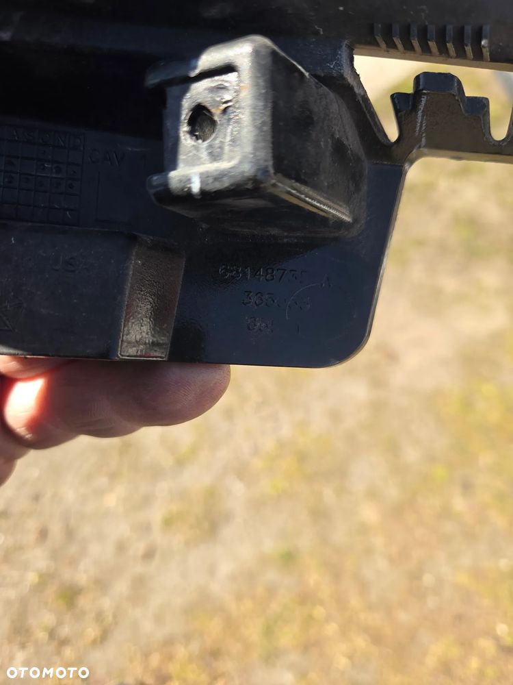 Lewa Kratka Jeep Grand Cherokee SRT Wk2 68148735A Lewa Kratka zderzaka przedniego - 8