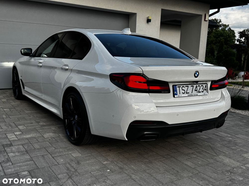 BMW Seria 5 520d xDrive MHEV M Sport sport - 11