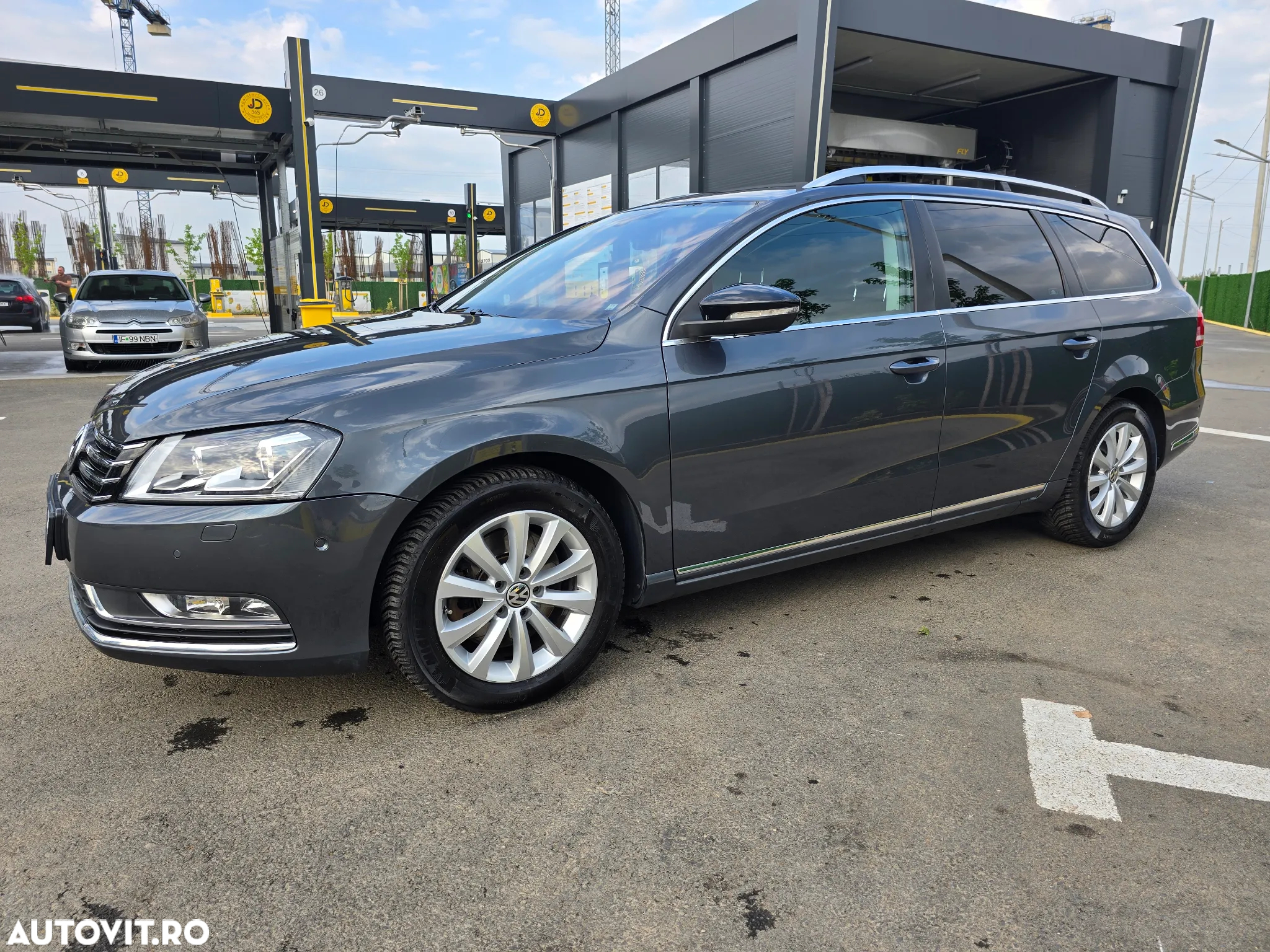 Volkswagen Passat Variant 2.0 Blue TDI DSG SCR Business Edition - 2