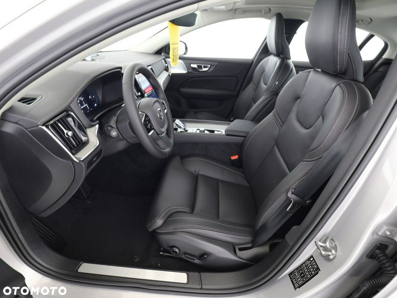 Volvo S60 B5 B AWD Ultimate Dark - 3