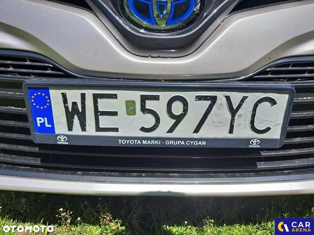 Toyota Camry - 11