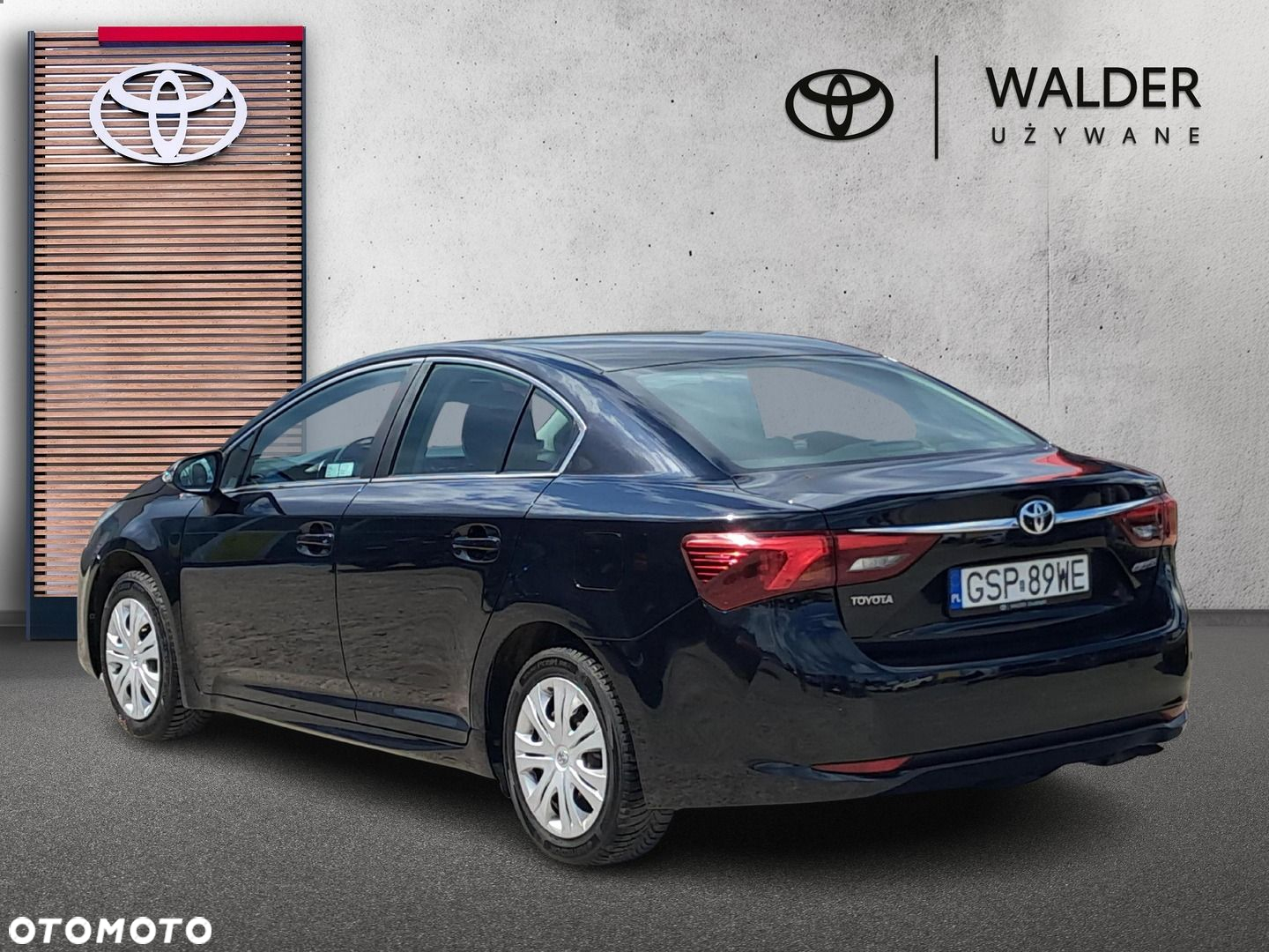 Toyota Avensis 1.8 Active MS - 3