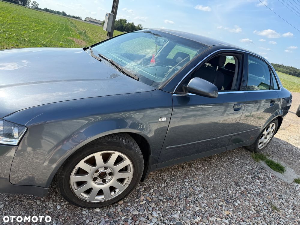 Audi A4 Avant - 3