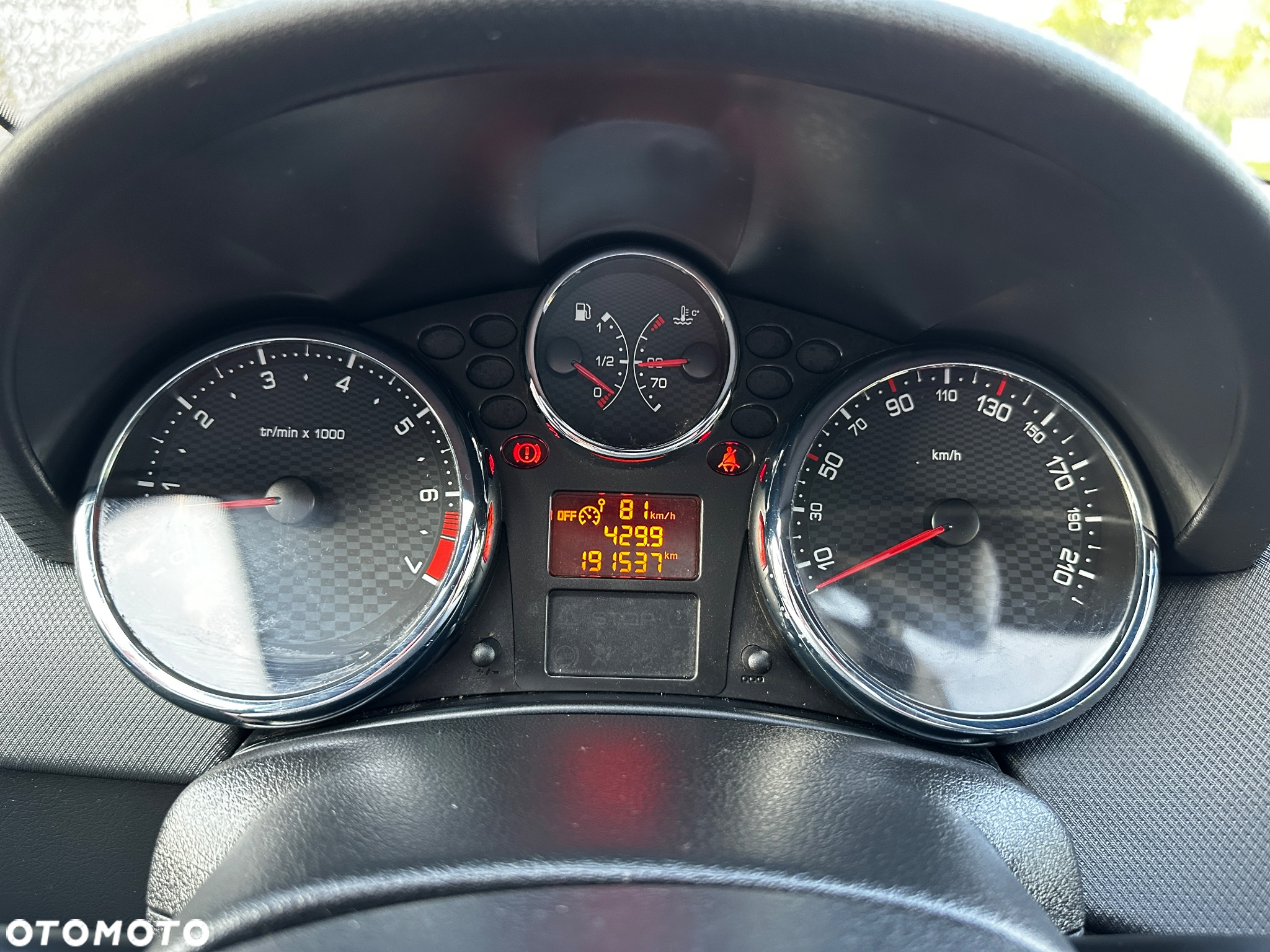 Peugeot 207 CC - 28