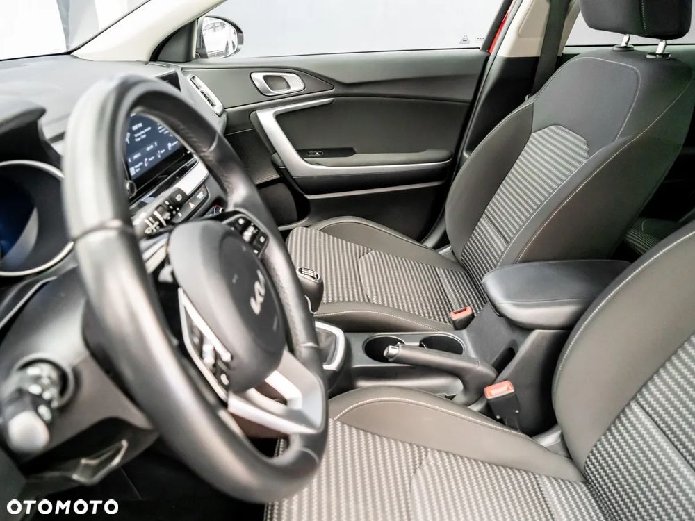 Kia XCeed 1.5 T-GDI M - 21
