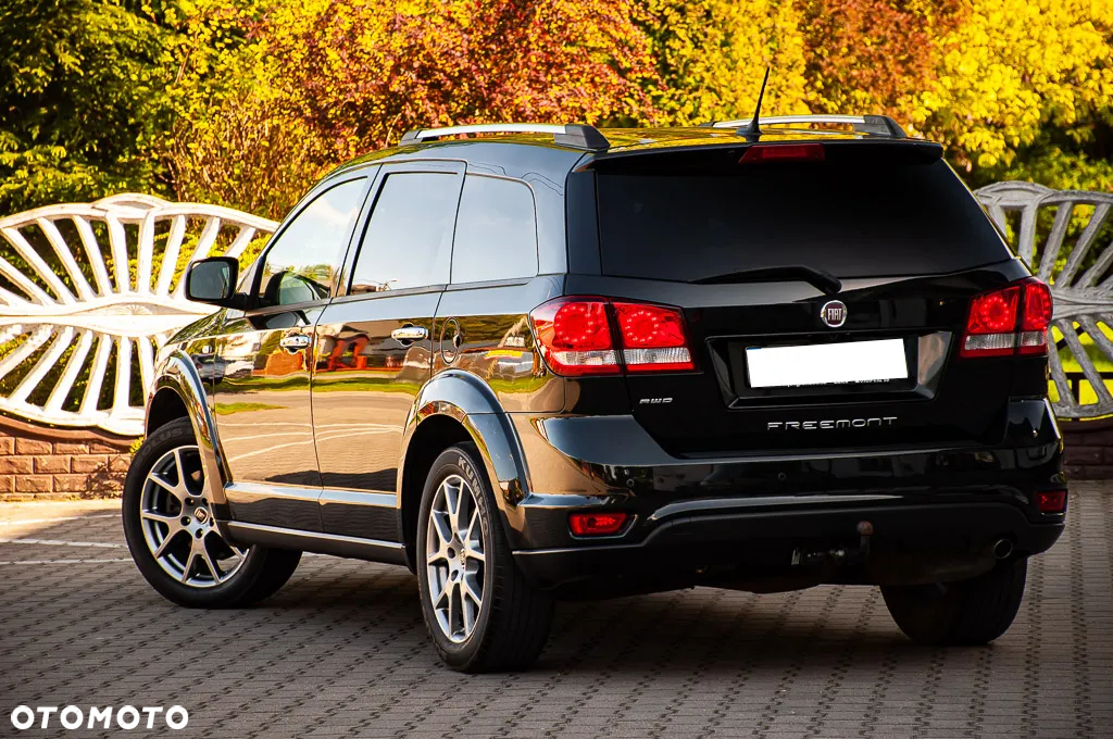 Fiat Freemont 2.0 Multijet 16V DPF Automatik Allrad Lounge - 16
