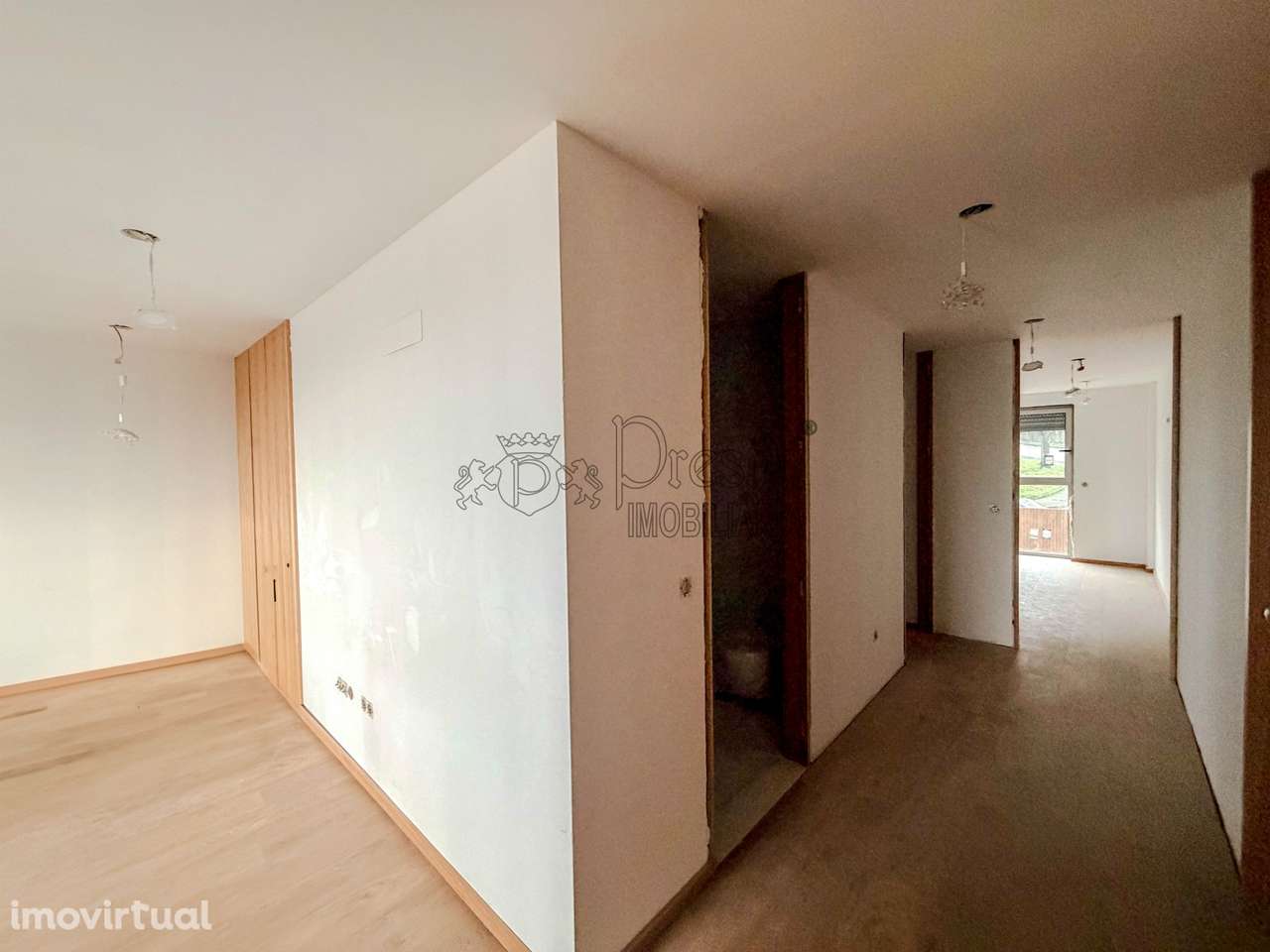Apartamento T2 para Arrendar em Guimarães - Grande imagem: 3/9