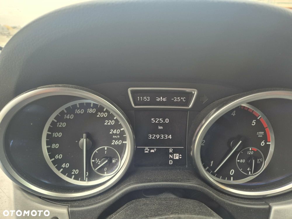 Mercedes-Benz ML 350 BlueTEC 4MATIC 7G-TRONIC Edition 1 - 9