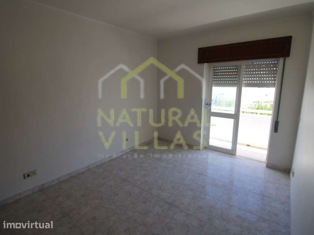 Apartamento T3 Próximo Universidade e Aeroporto, Gambelas - Grande imagem: 3/14