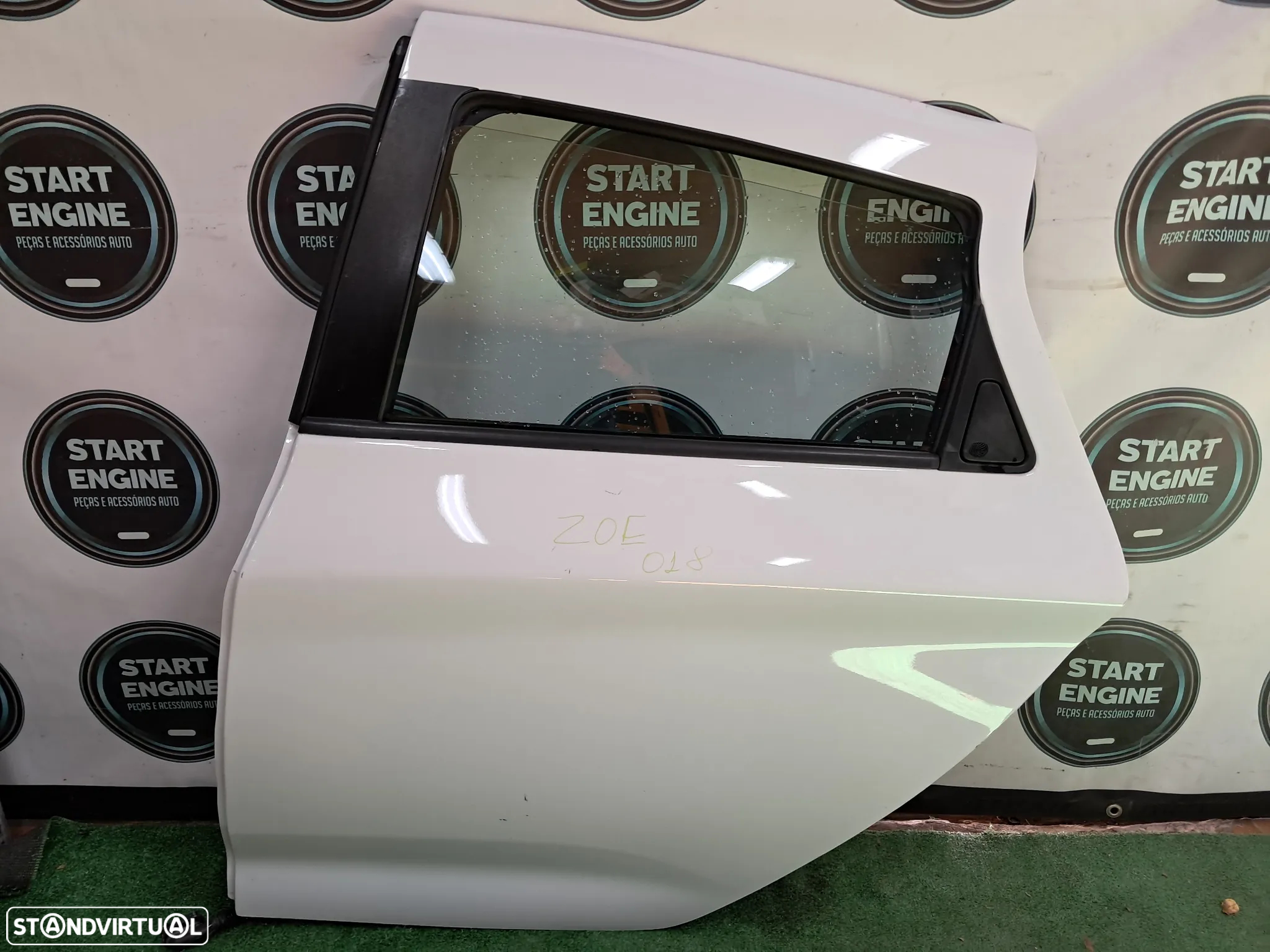 Porta Renault Zoe Frente e Tras esquerda - 5