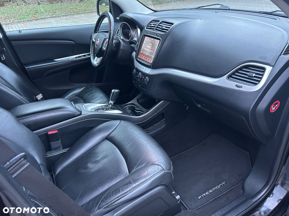 Fiat Freemont 2.0 Multijet 16V DPF Automatik Allrad Lounge - 25