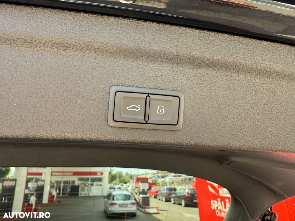 Audi Q3 35 TDI Sportback S tronic S line - 25