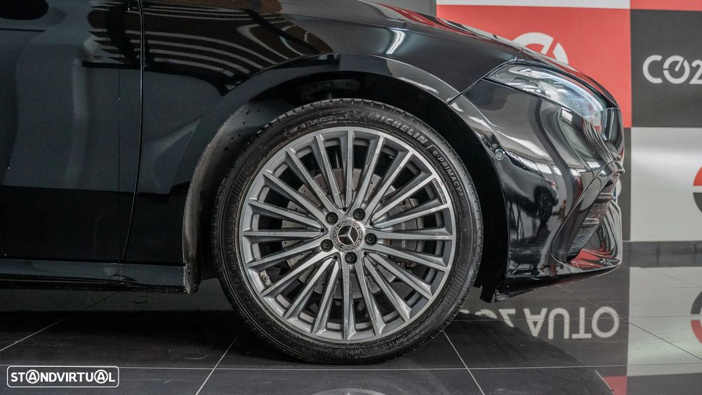Mercedes-Benz A 250 e AMG Line - 3