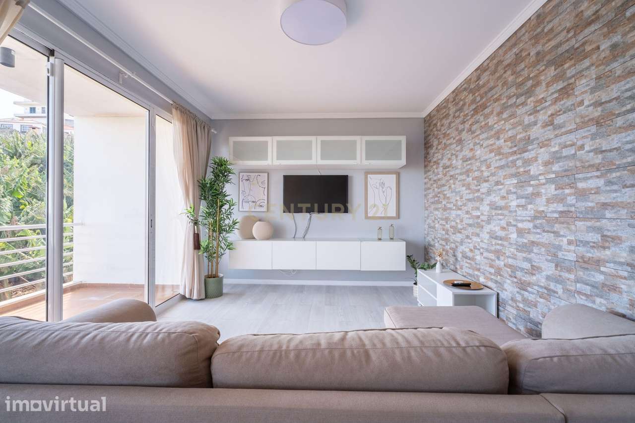 Apartamento T2 - Câmara de Lobos - Grande imagem: 2/19
