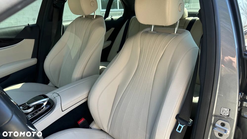 Mercedes-Benz Klasa E - 13