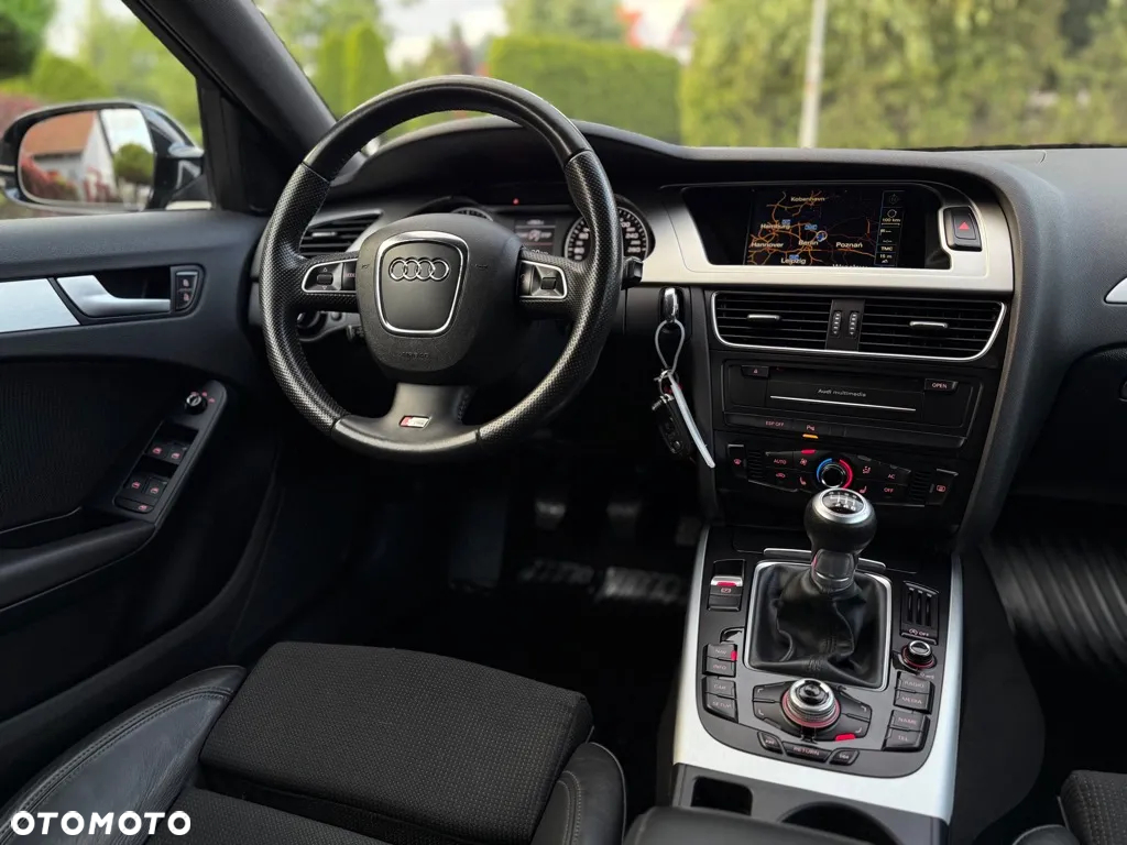 Audi A4 Avant 2.0 TDI DPF quattro S line Sportpaket (plus) - 20