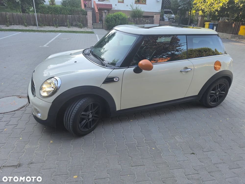 MINI Cooper Standard - 6