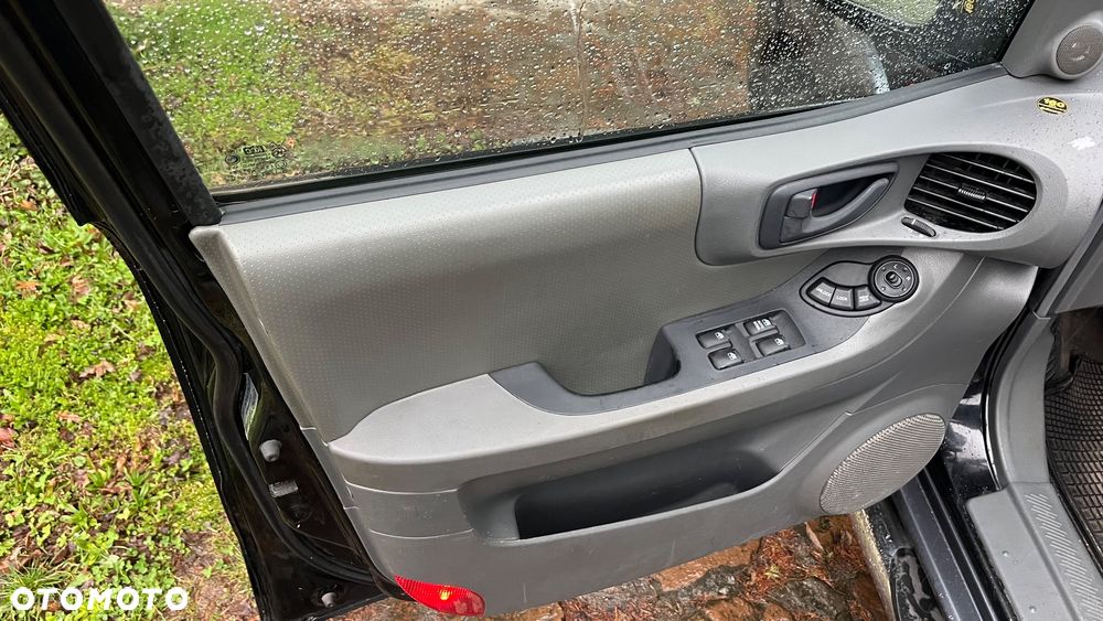 Hyundai Santa Fe 2.4 GLS 4WD - 18