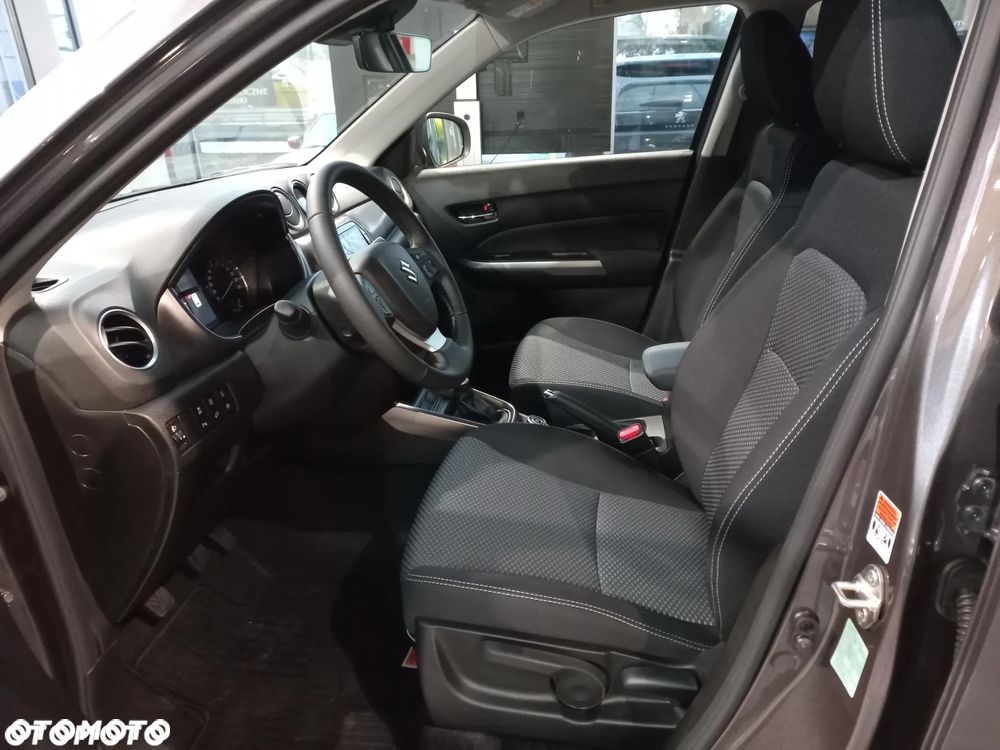 Suzuki Vitara 1.4 Boosterjet mHEV Premium Plus 2WD - 9