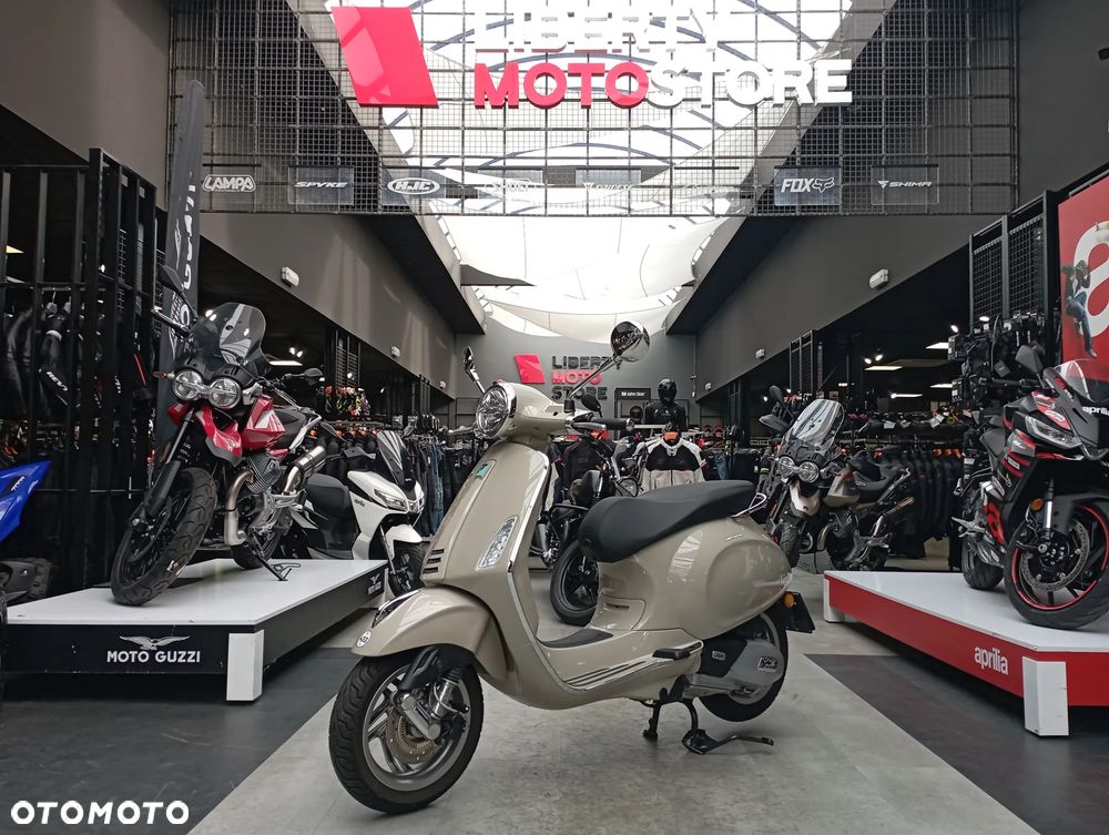Vespa Primavera - 1