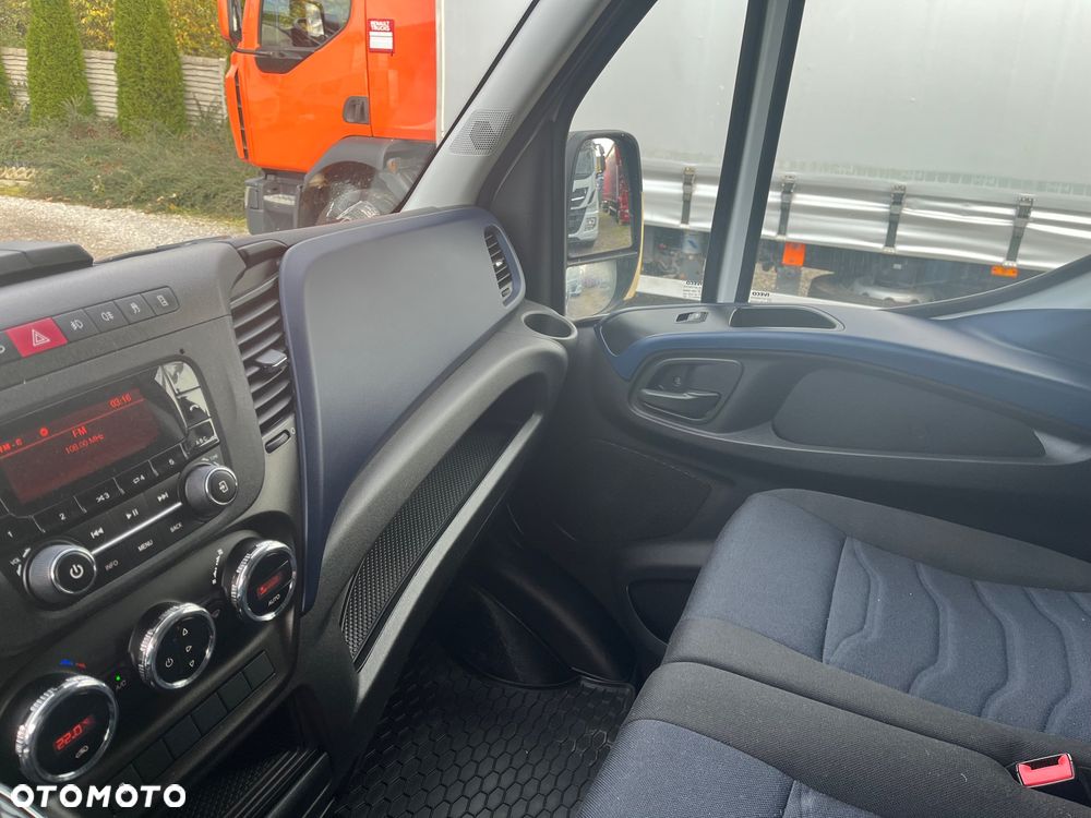 Iveco DAILY - 10