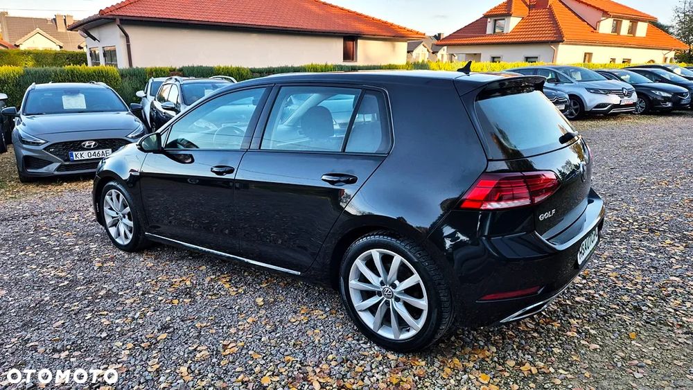 Volkswagen Golf - 20