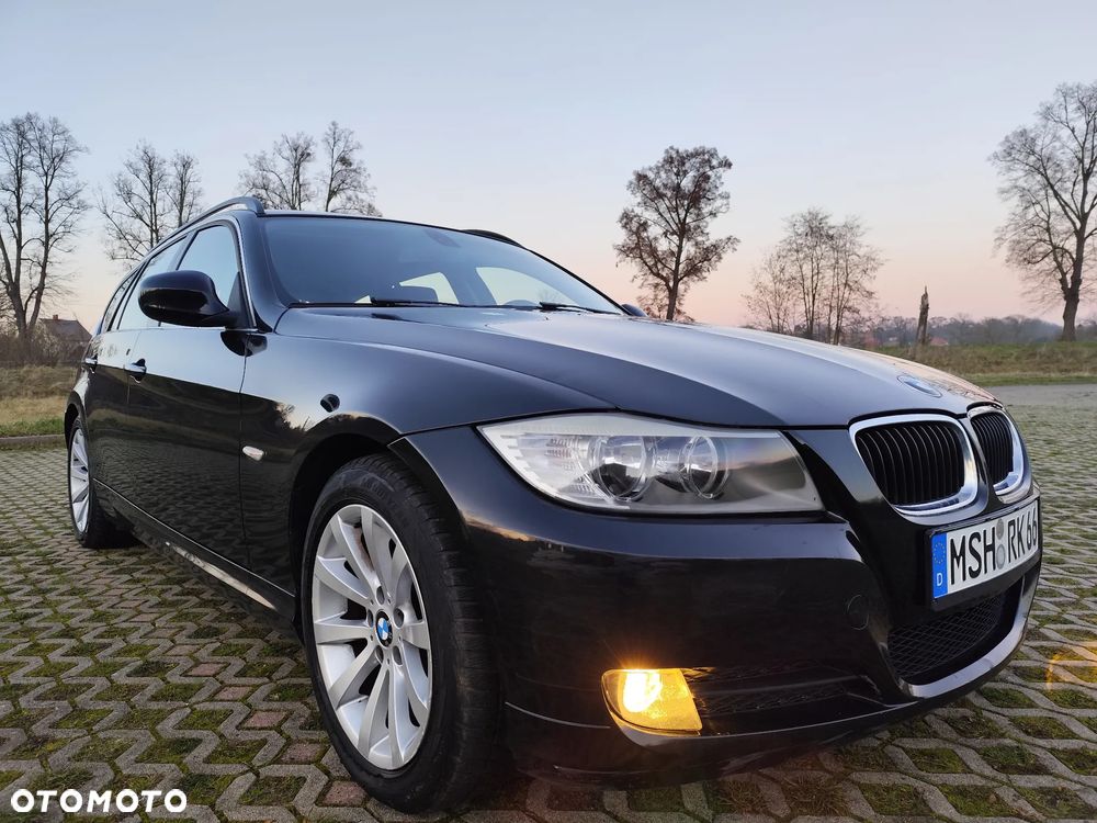 BMW Seria 3 318d - 17