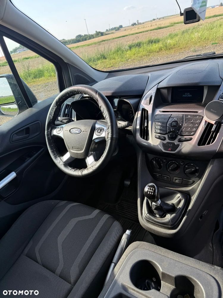Ford Transit Connect - 8