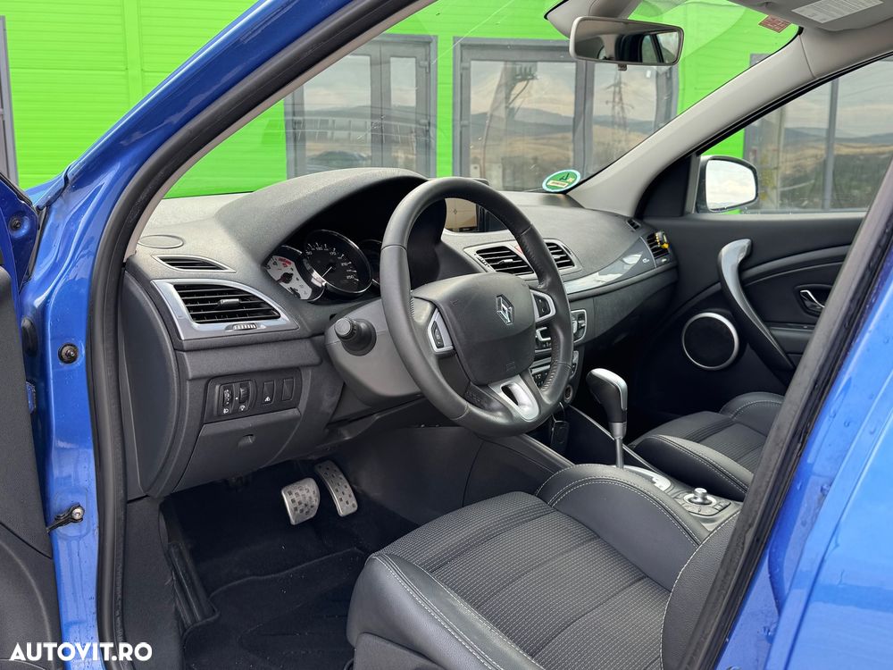 Renault Megane dCi 110 FAP EDC Bose Edition - 9