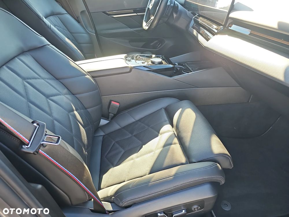 BMW Seria 5 520i mHEV M Sport sport - 20