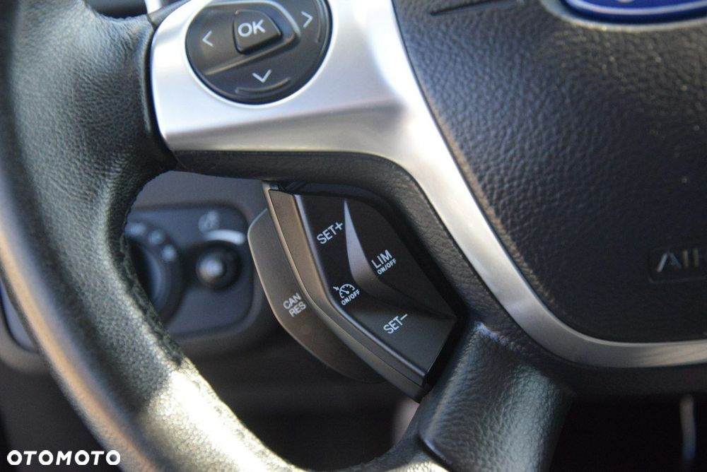 Ford Kuga 2.0 TDCi 4WD Titanium - 29