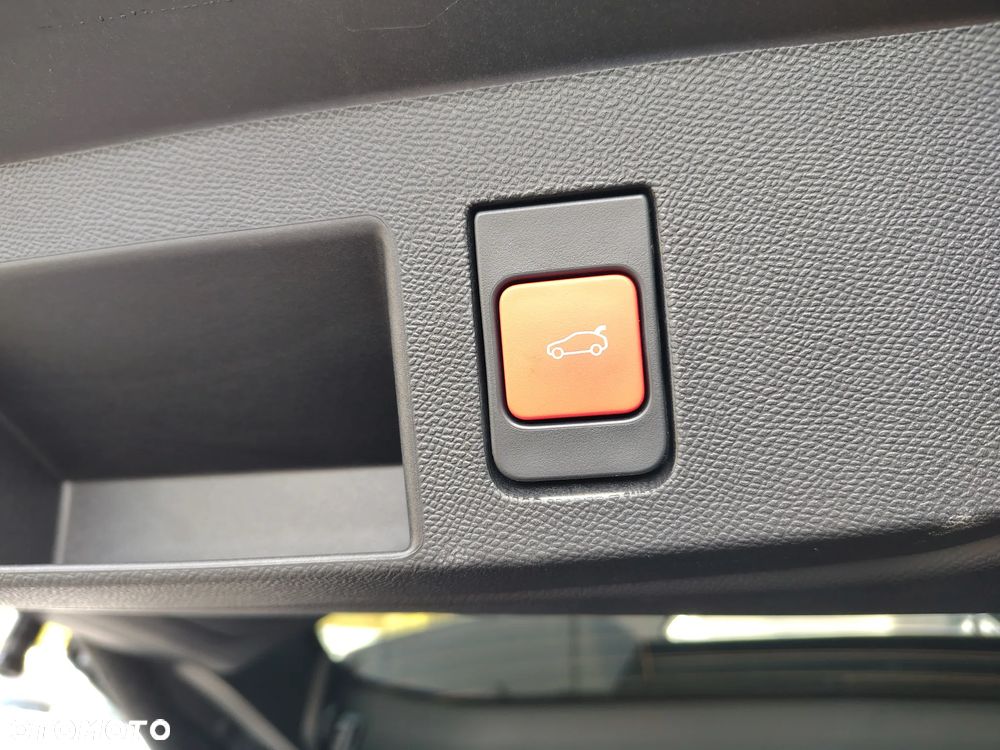 Citroën C5 Aircross 1.2 mHEV Plus eDCT6 - 24