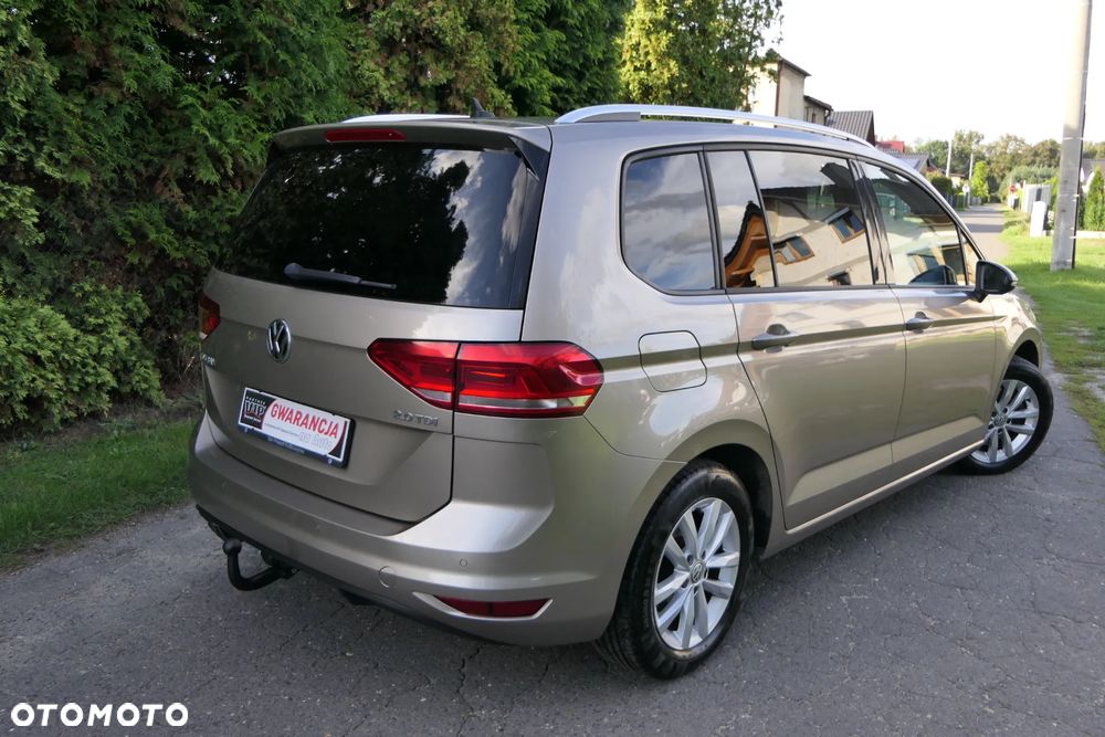 Volkswagen Touran 2.0 TDI BMT Highline DSG - 15