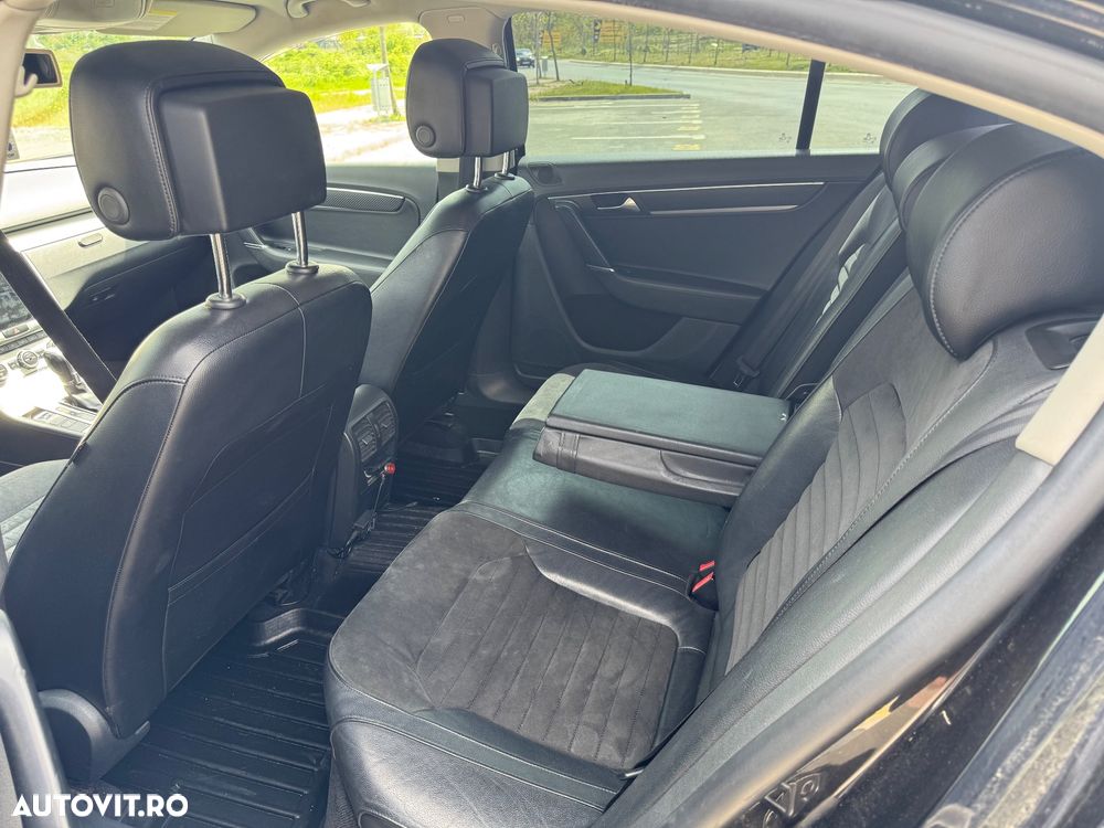 Volkswagen Passat 2.0 TDI DPF Blue TDI DSG Highline - 14