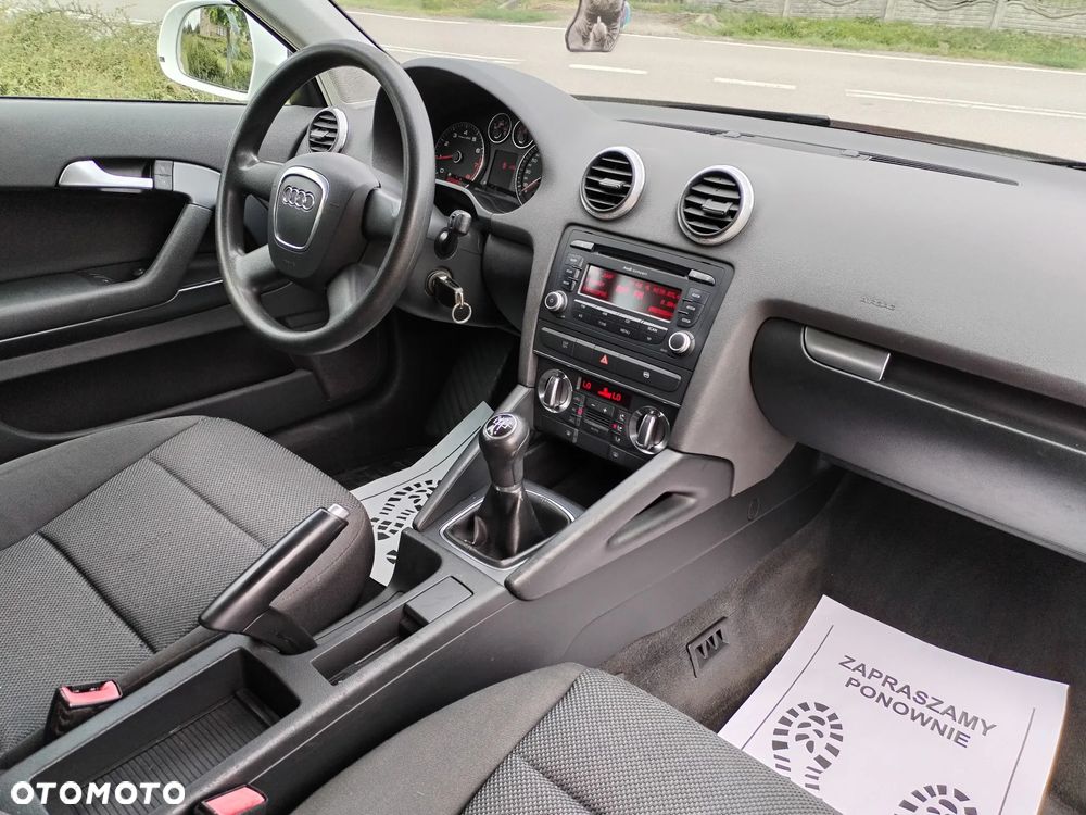Audi A3 3-drzwiowe 1.6 Ambiente - 13